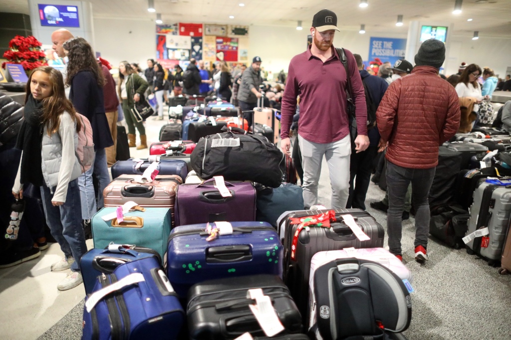 Read more about the article Southwest fuels air travel collapse at San Jose, Oakland airports